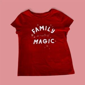 Cat & Jack Red Graphic Tee – Size 5 – Good Pre Owned Condition